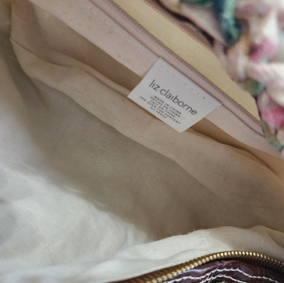 Liz Claiborne Crochett Pattern Purse - Picture 7 of 8